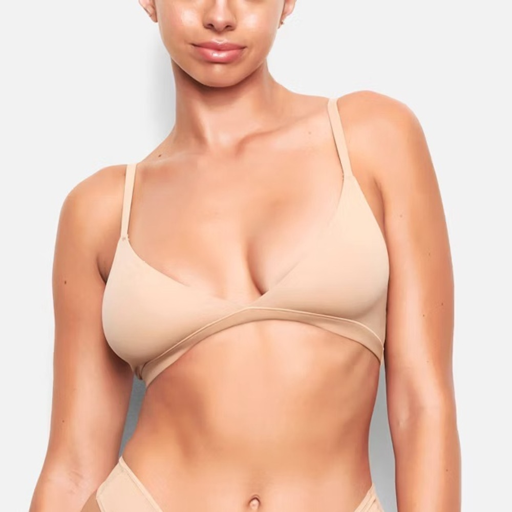 (Set of 2) SKIMS Bras